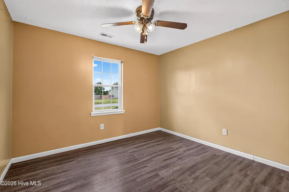 301 Parkton Drive Richlands, NC 28574