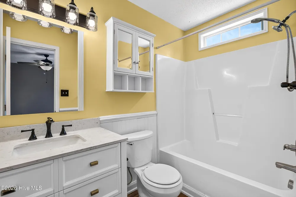 301 Parkton Drive Richlands, NC 28574