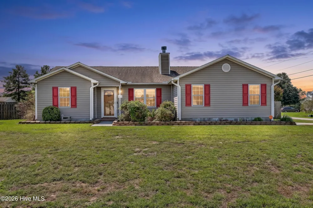 301 Parkton Drive Richlands, NC 28574