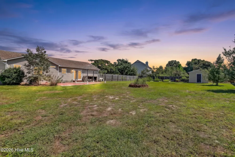 301 Parkton Drive Richlands, NC 28574