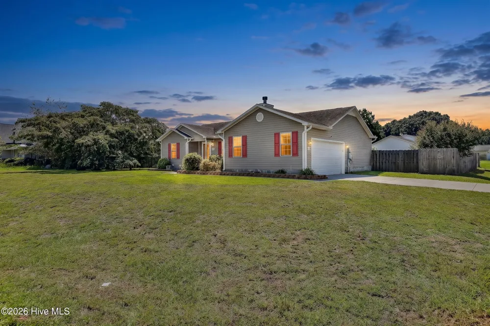 301 Parkton Drive Richlands, NC 28574