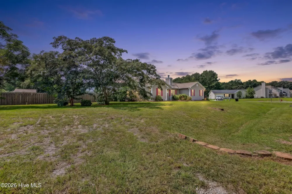 301 Parkton Drive Richlands, NC 28574