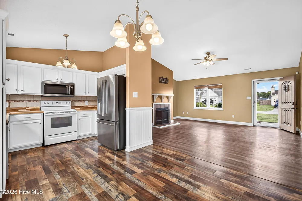 301 Parkton Drive Richlands, NC 28574