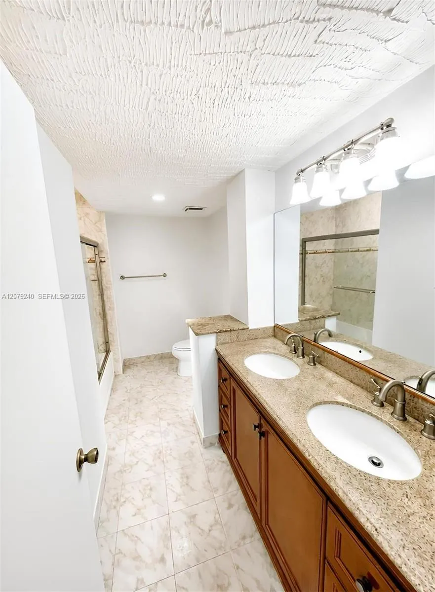 8215 SW 23rd Ct #17D North Lauderdale, FL 33068