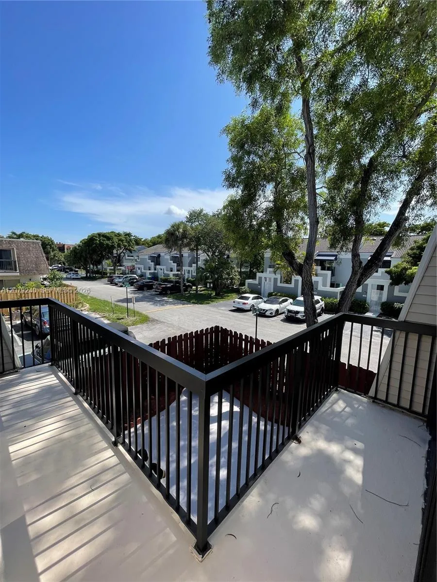 8215 SW 23rd Ct #17D North Lauderdale, FL 33068