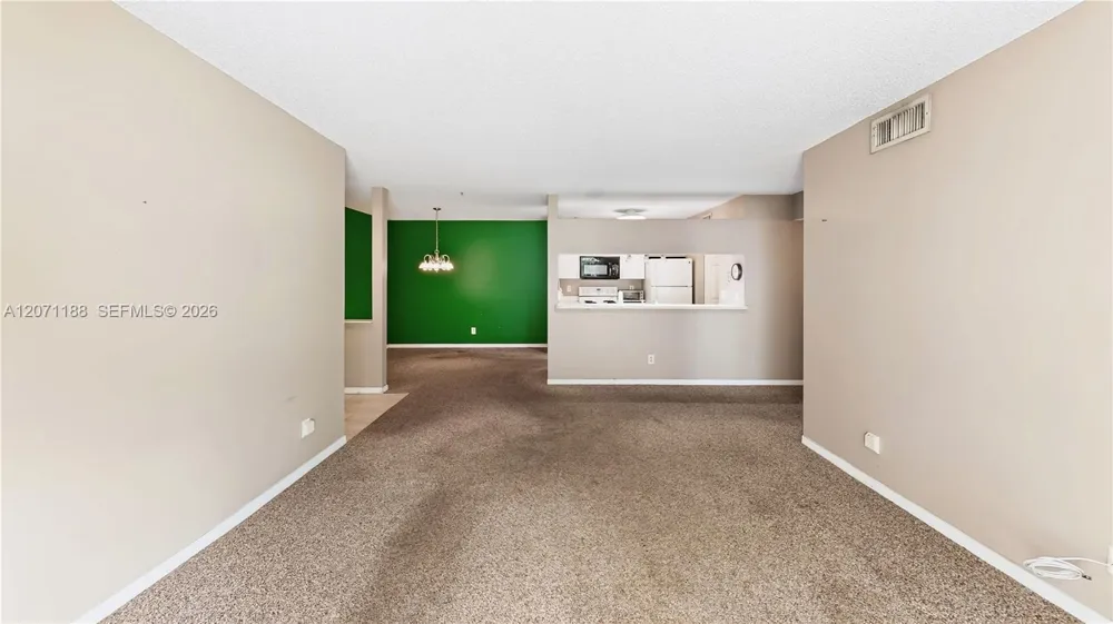 15780 SW 106th Ter #104 Miami, FL 33196