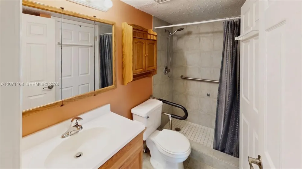 15780 SW 106th Ter #104 Miami, FL 33196