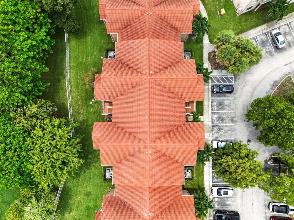 15780 SW 106th Ter #104 Miami, FL 33196