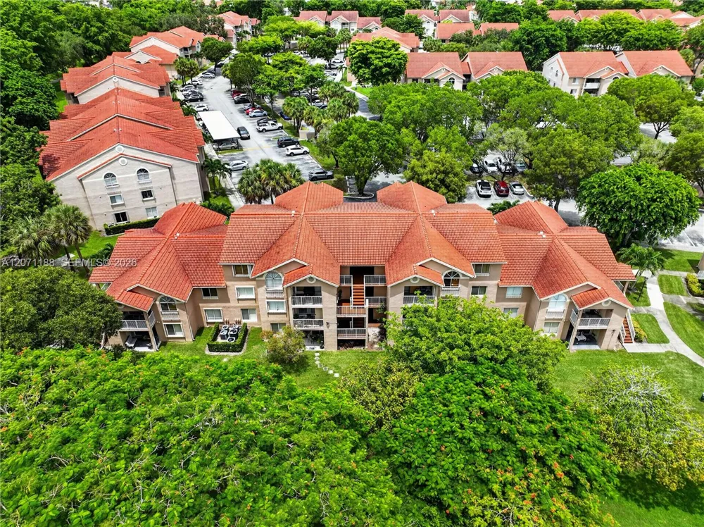 15780 SW 106th Ter #104 Miami, FL 33196