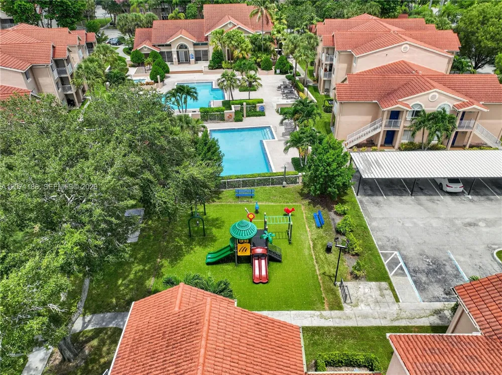 15780 SW 106th Ter #104 Miami, FL 33196