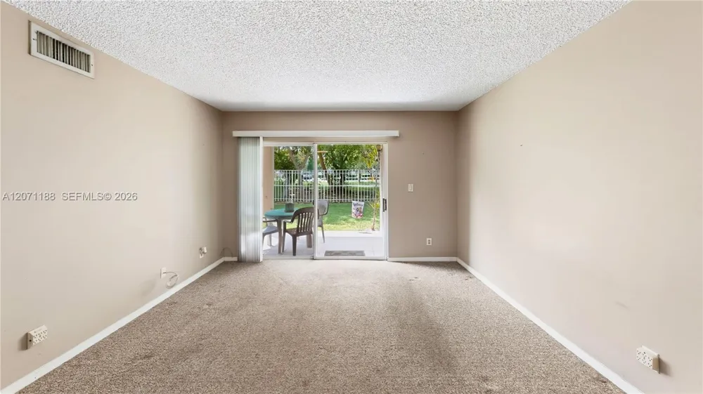 15780 SW 106th Ter #104 Miami, FL 33196