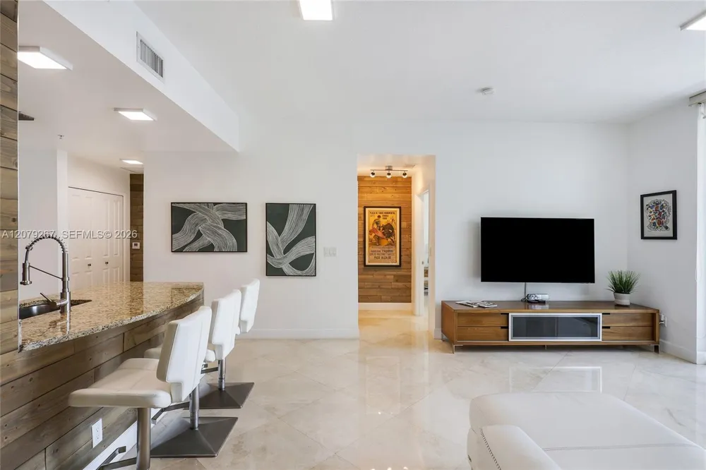1945 S Ocean Dr #M6 Hallandale Beach, FL 33009