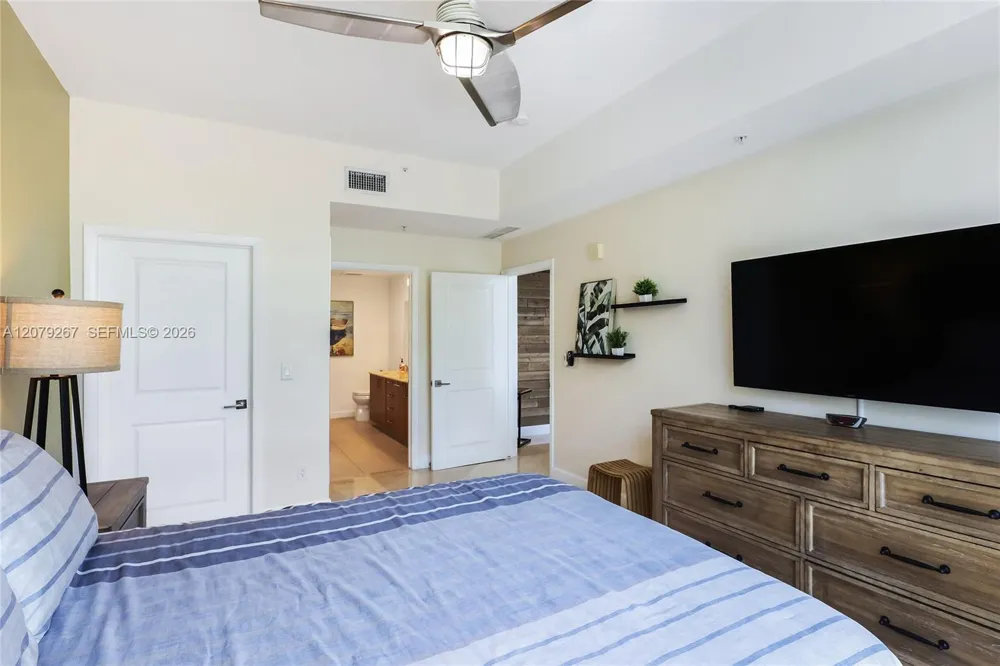 1945 S Ocean Dr #M6 Hallandale Beach, FL 33009