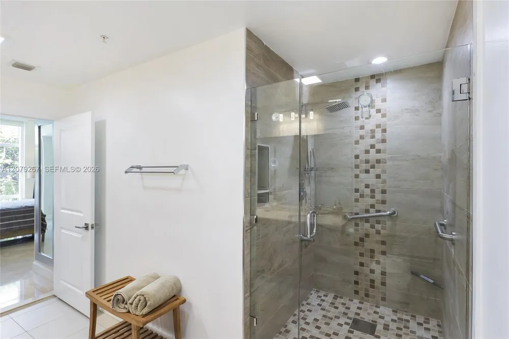 1945 S Ocean Dr #M6 Hallandale Beach, FL 33009