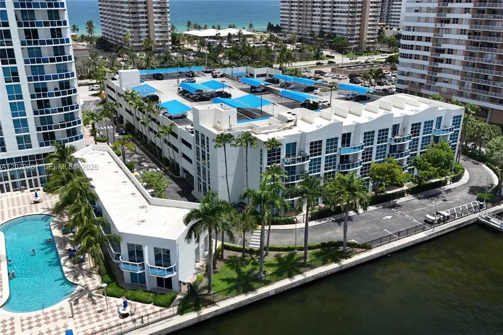 1945 S Ocean Dr #M6 Hallandale Beach, FL 33009