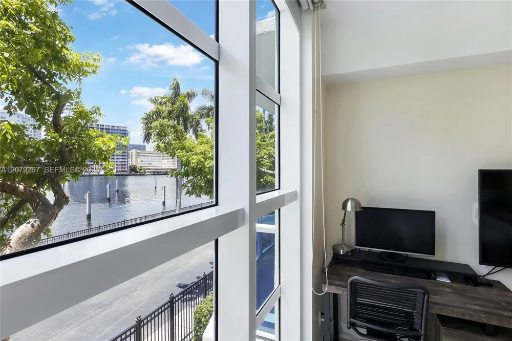 1945 S Ocean Dr #M6 Hallandale Beach, FL 33009