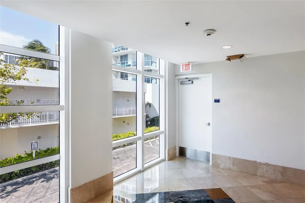 1945 S Ocean Dr #M6 Hallandale Beach, FL 33009