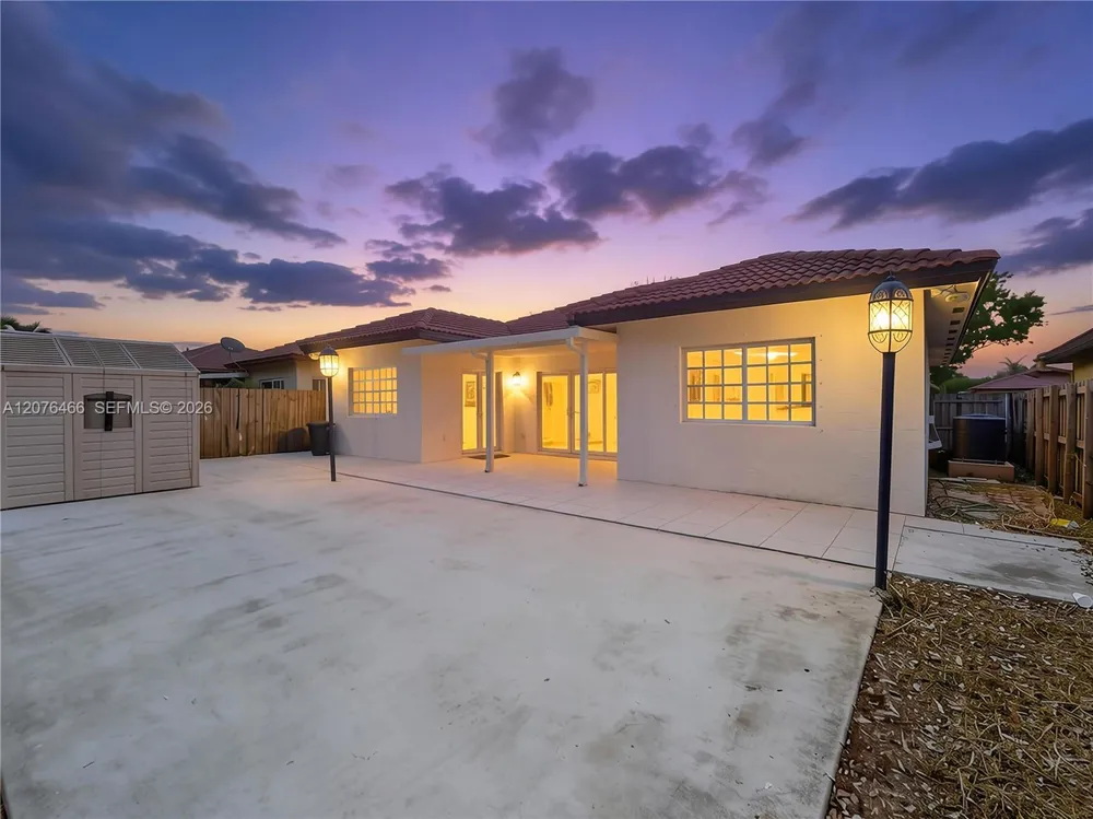 2851 NE 42nd Ave Homestead, FL 33033
