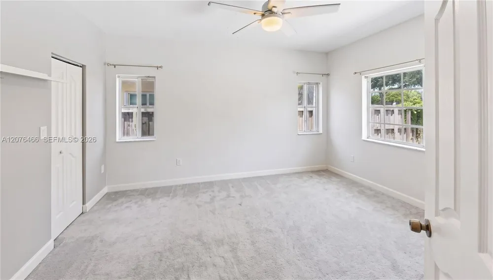 2851 NE 42nd Ave Homestead, FL 33033