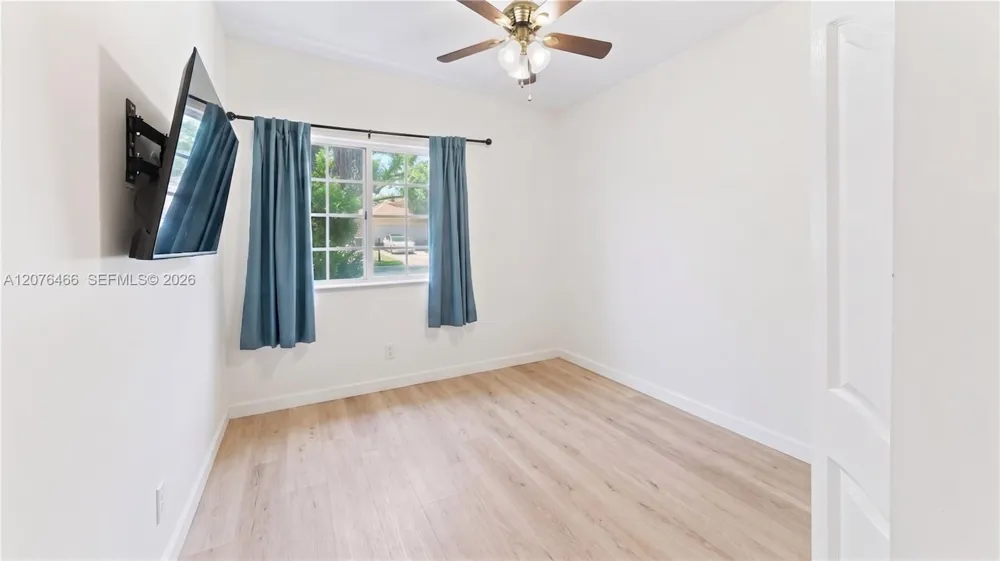2851 NE 42nd Ave Homestead, FL 33033