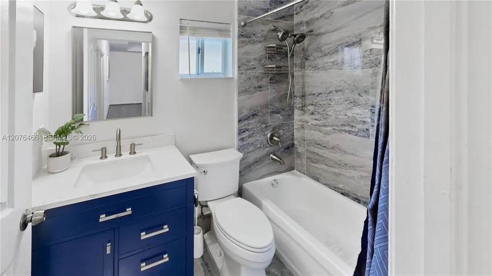 2851 NE 42nd Ave Homestead, FL 33033