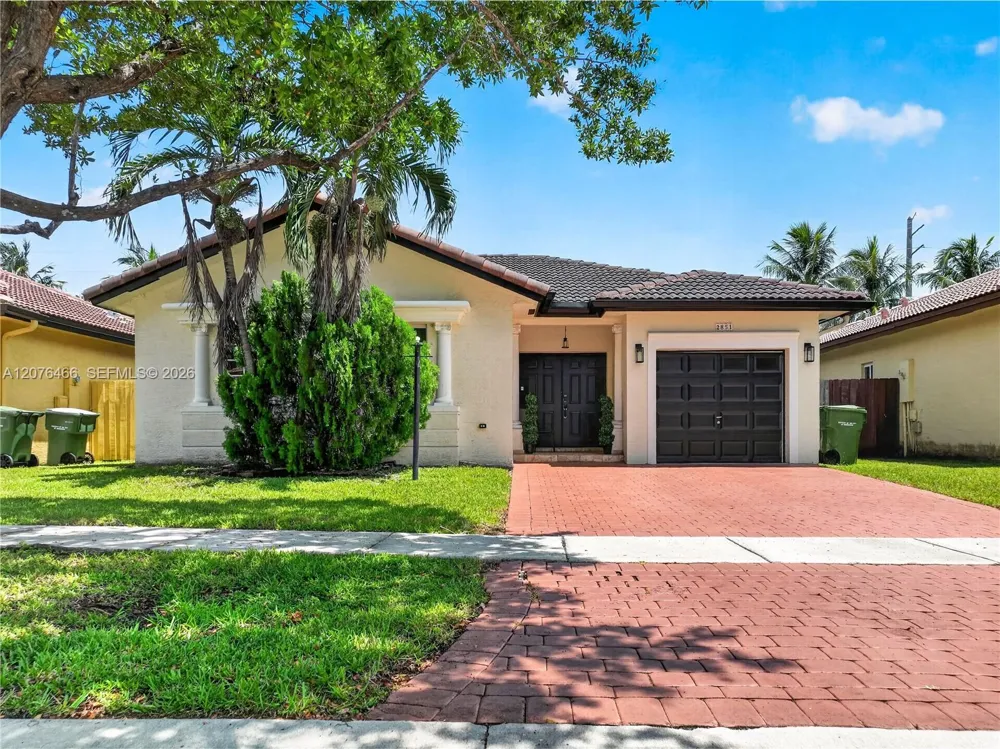 2851 NE 42nd Ave Homestead, FL 33033
