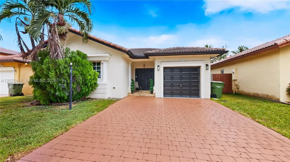 2851 NE 42nd Ave Homestead, FL 33033