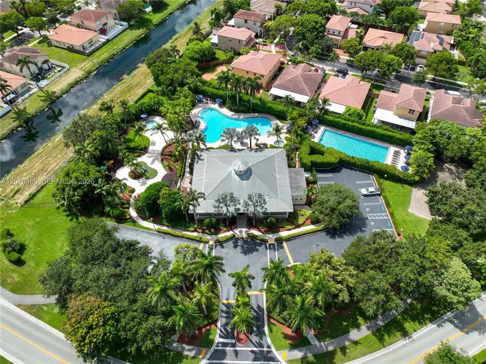 2851 NE 42nd Ave Homestead, FL 33033