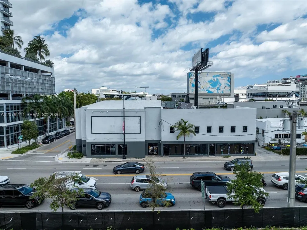 175 NE 36th St Miami, FL 33137