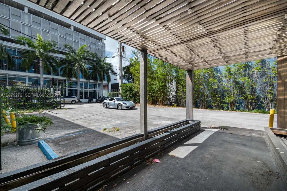 175 NE 36th St Miami, FL 33137
