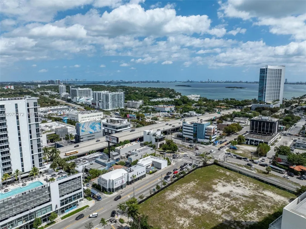 175 NE 36th St Miami, FL 33137