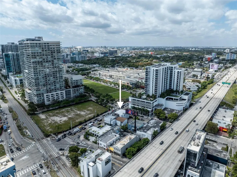 175 NE 36th St Miami, FL 33137
