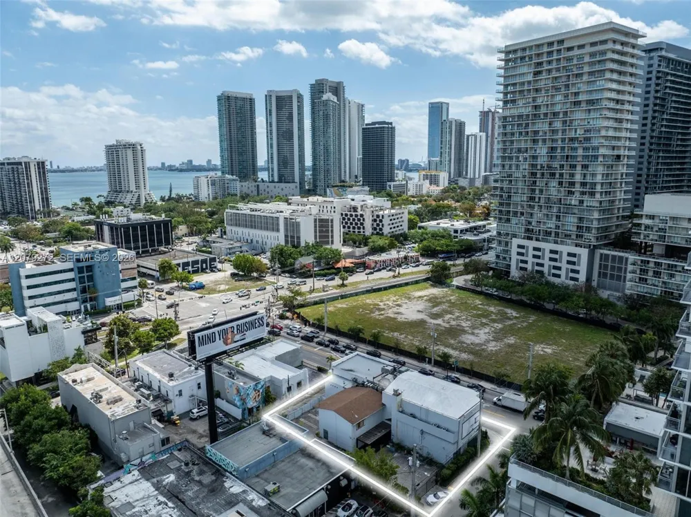 175 NE 36th St Miami, FL 33137