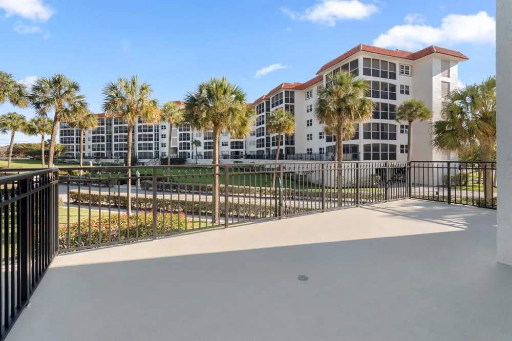 2871 OCEAN BOULEVARD #C123 Boca Raton, FL 33431