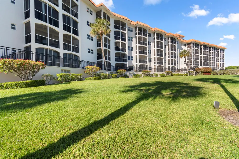 2871 OCEAN BOULEVARD #C123 Boca Raton, FL 33431