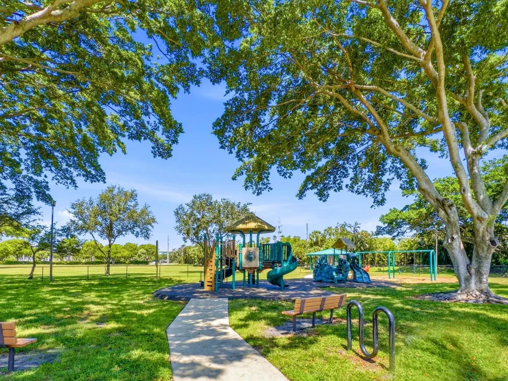7098 Burgess Drive Lake Worth, FL 33467