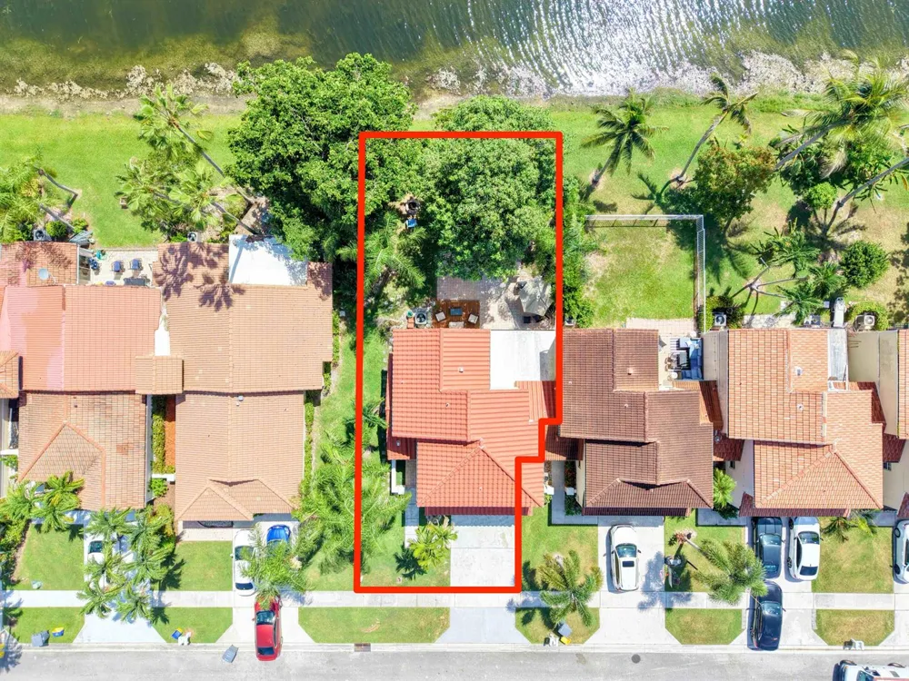 7098 Burgess Drive Lake Worth, FL 33467