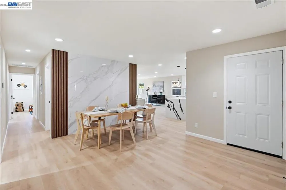 1633 Via Amigos San Lorenzo, CA 94580