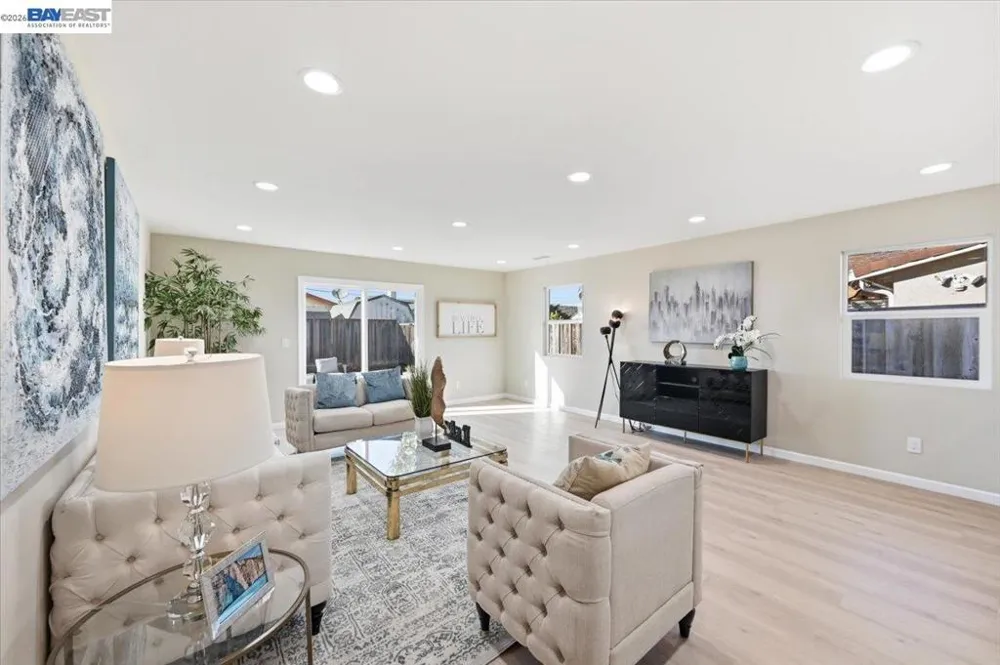 1633 Via Amigos San Lorenzo, CA 94580