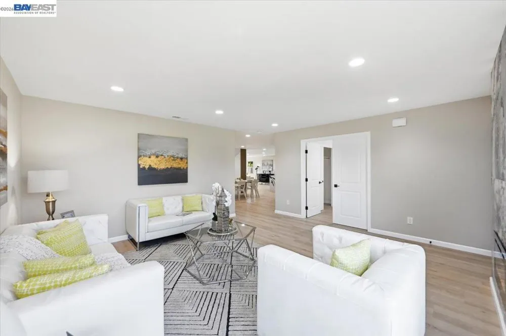 1633 Via Amigos San Lorenzo, CA 94580