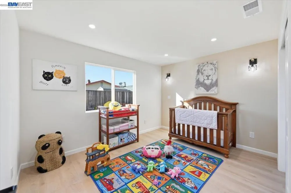 1633 Via Amigos San Lorenzo, CA 94580