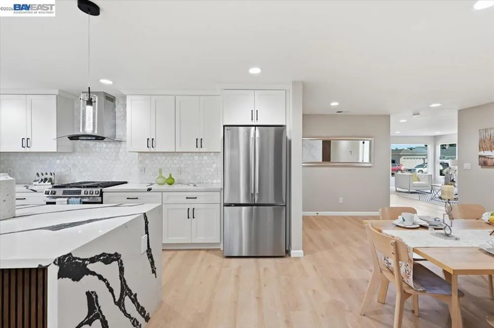 1633 Via Amigos San Lorenzo, CA 94580