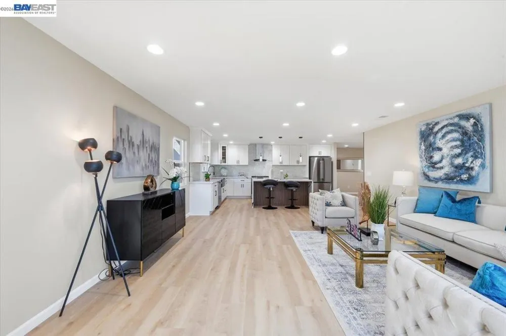 1633 Via Amigos San Lorenzo, CA 94580