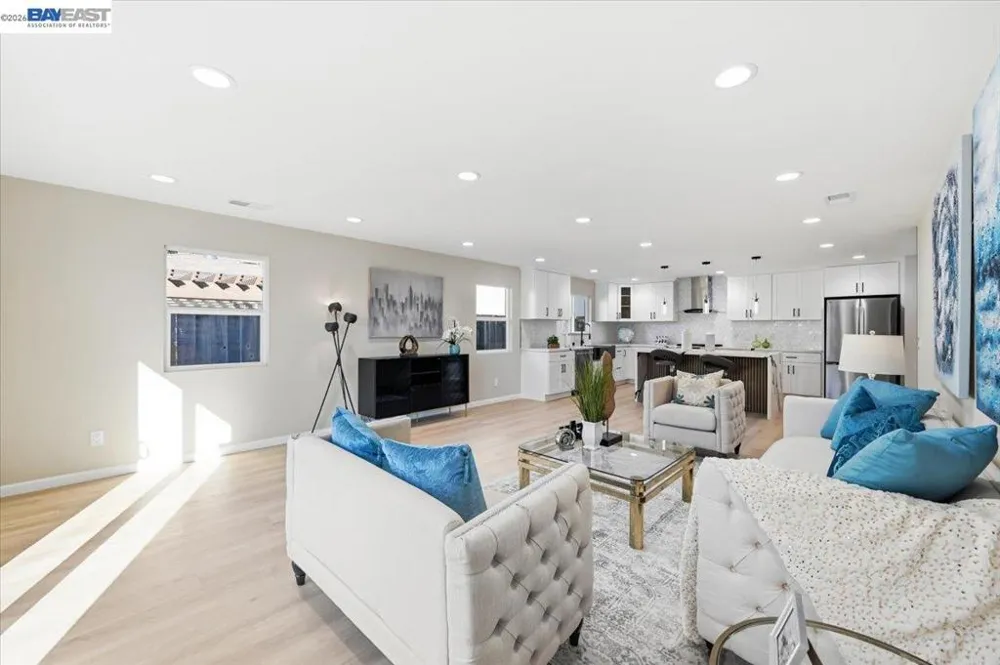 1633 Via Amigos San Lorenzo, CA 94580