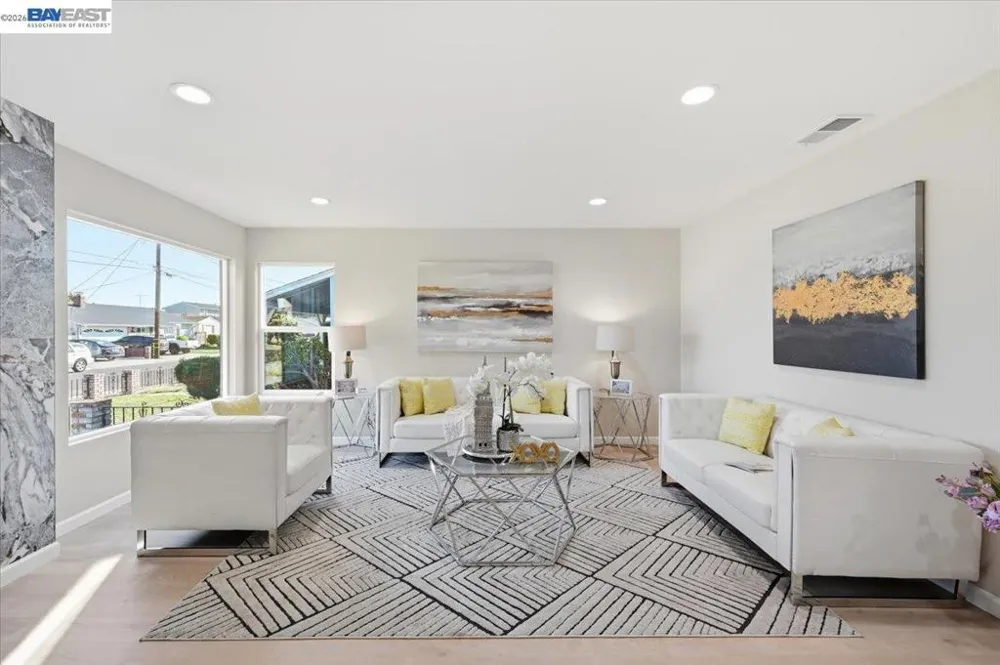 1633 Via Amigos San Lorenzo, CA 94580