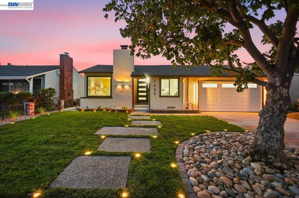1633 Via Amigos San Lorenzo, CA 94580