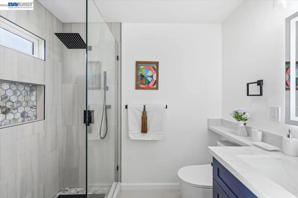 1633 Via Amigos San Lorenzo, CA 94580