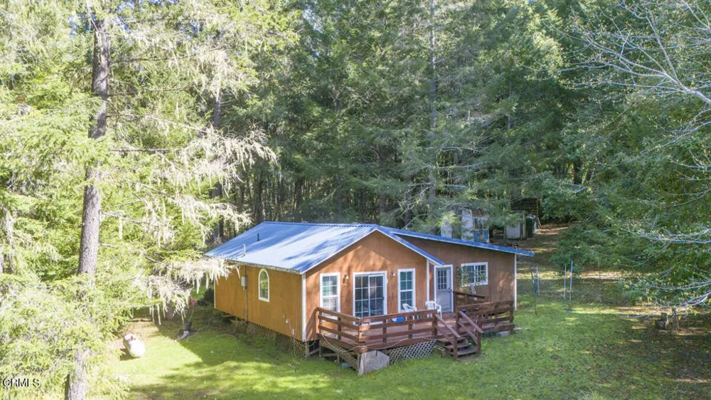 67951 HWY 101 Leggett, CA 95585