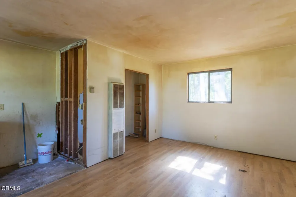 67951 HWY 101 Leggett, CA 95585