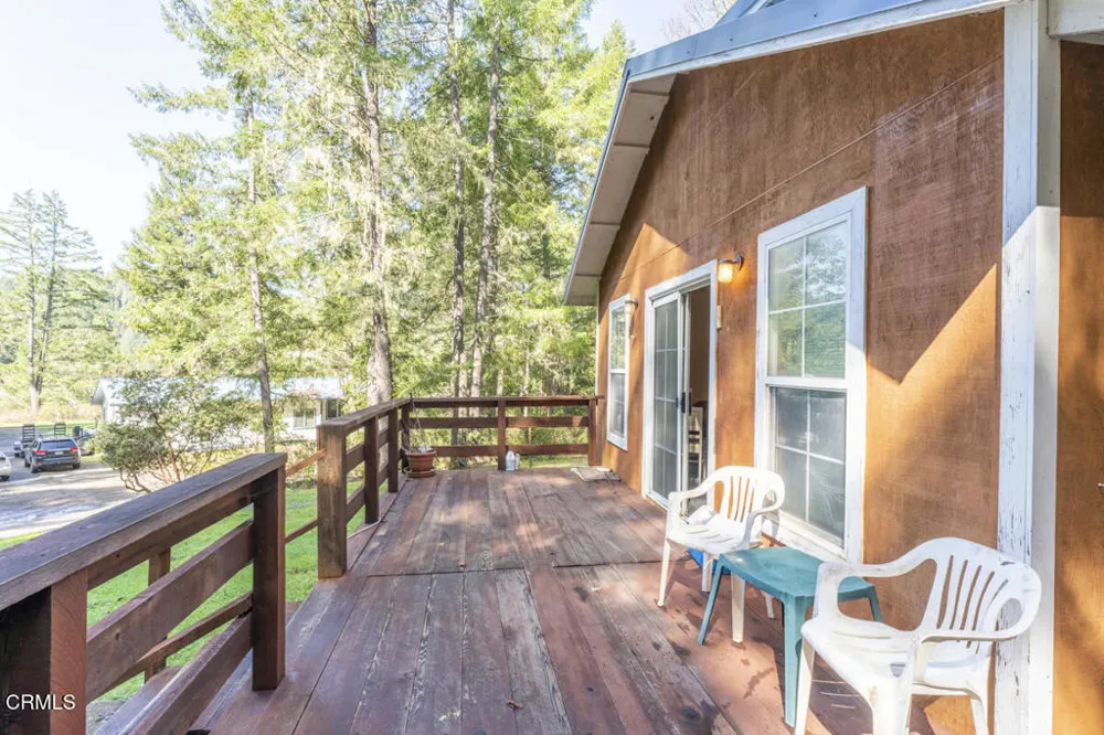 67951 HWY 101 Leggett, CA 95585